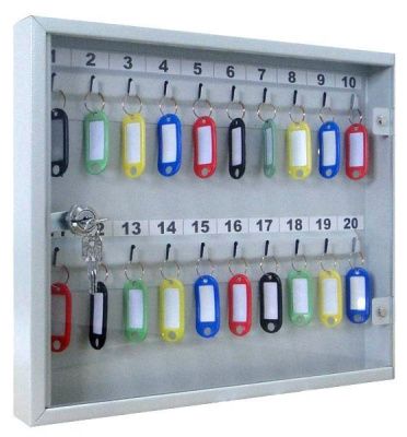 Ключница с прозрачной дверцей КЛС-20 (фото), внешние размеры: 300x355х40 мм., кол-во ключей: 20 шт., цвет: Светло-серый структурированный.