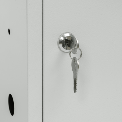 ЯУР с двумя DIN-рейками (фото), внешние размеры: 400х300х145 мм., цвет: Светло-серый (RAL 7035).